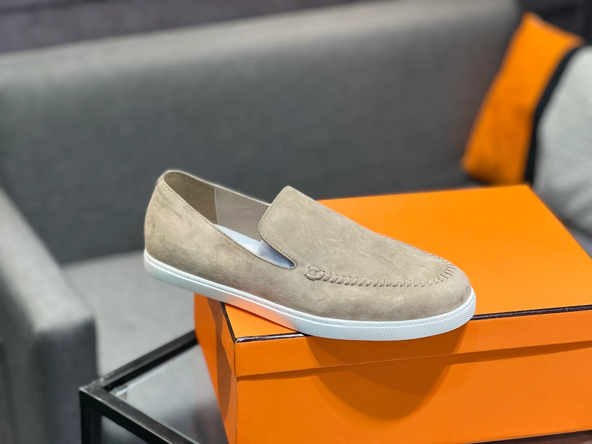 Men's shoes 💰700 [HERMES] Hermès - High-end quality original order 🔍🔍 - Upper: 🔝 cowhide suede splicing design - Inner lining: imported mixed sheepskin - Outsole: TPR foam · Rubber: two-color combined molding outsole - Super high quality control · Fine workmanship: highlighted (high-end, luxury, grade) -Size: 38-44 (45, 46, can be customized)